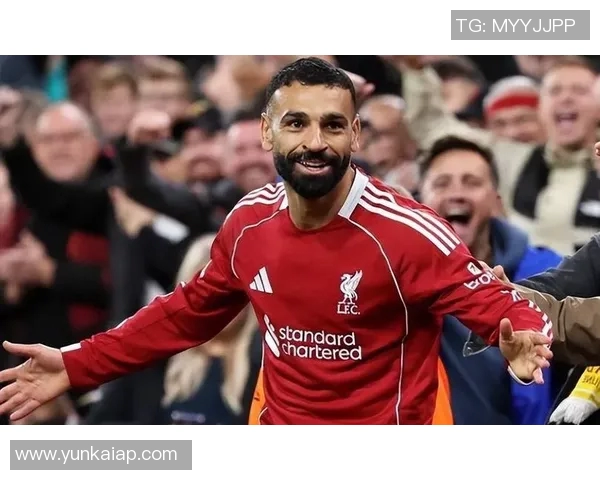 斯洛特换人引发争议远藤航替换被批评萨拉赫应当下场调整 斯洛特换人引发争议远藤航替换被批评萨拉赫应当下场调整