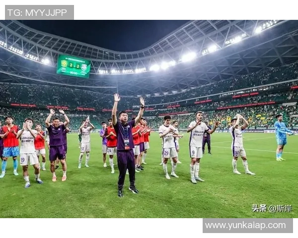 张晓彬呼吁国安球迷与球员相互理解共度换帅挑战时刻 张晓彬呼吁国安球迷与球员相互理解共度换帅挑战时刻