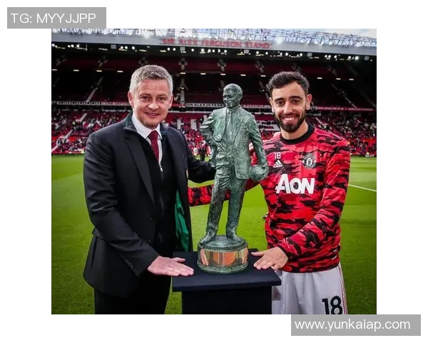 维姬洛佩兹谈欧冠失利称其他奖杯将激励球队奋发向前