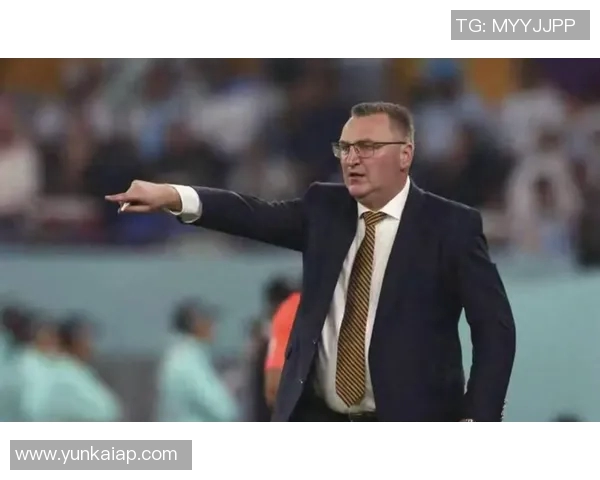 前波兰主帅米赫涅维奇未报名国足主帅选聘引发关注