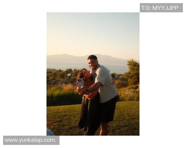 字母哥妻子经过沟通带娃回雅典结束两地分居生活 字母哥妻子经过沟通带娃回雅典结束两地分居生活