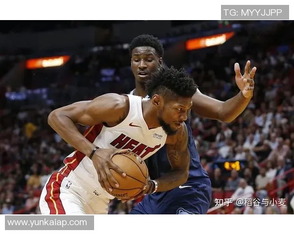 猛龙队与锋线新星朱利安里斯签约引发关注他是维密天使的弟弟 猛龙队与锋线新星朱利安里斯签约引发关注他是维密天使的弟弟