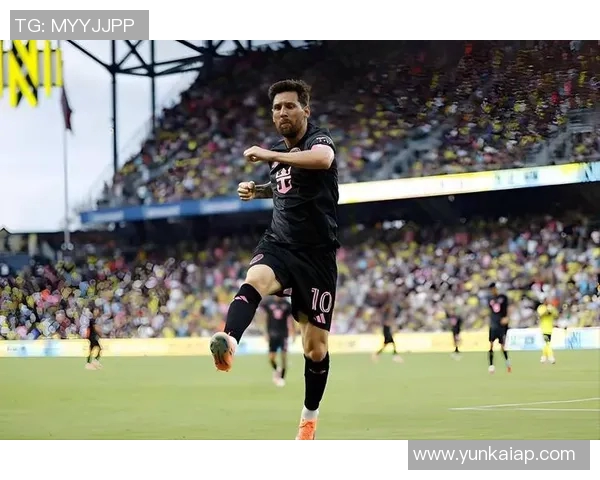 38岁梅西三场比赛斩获五球五助攻荣膺美职联十月最佳球员称号