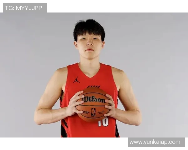 杨瀚森回应质疑让开拓者重拾信心不再怀念艾顿的日子 杨瀚森回应质疑让开拓者重拾信心不再怀念艾顿的日子