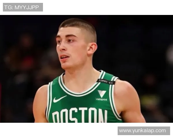 理查德谈勇士老将节奏的重要性不能让自己落后于团队的步伐 理查德谈勇士老将节奏的重要性不能让自己落后于团队的步伐