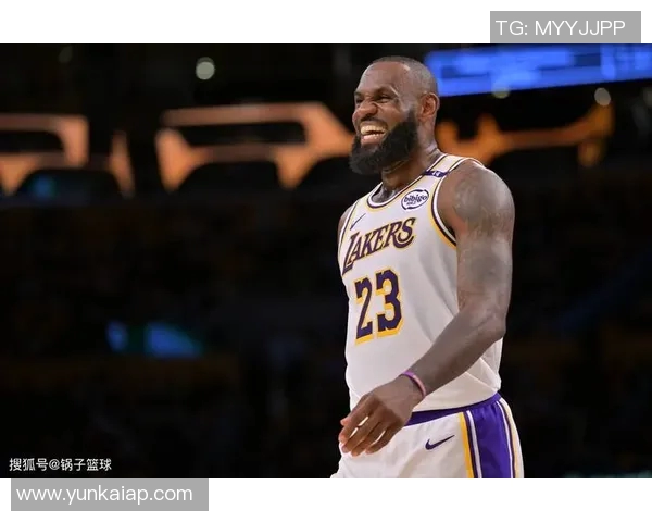 詹姆斯膝伤完全康复湖人决定谨慎对待季前赛出场时间