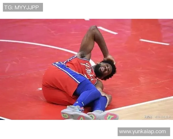 恩比德赛季首扣篮展现强势状态76人若健康将成为东部季后赛黑马